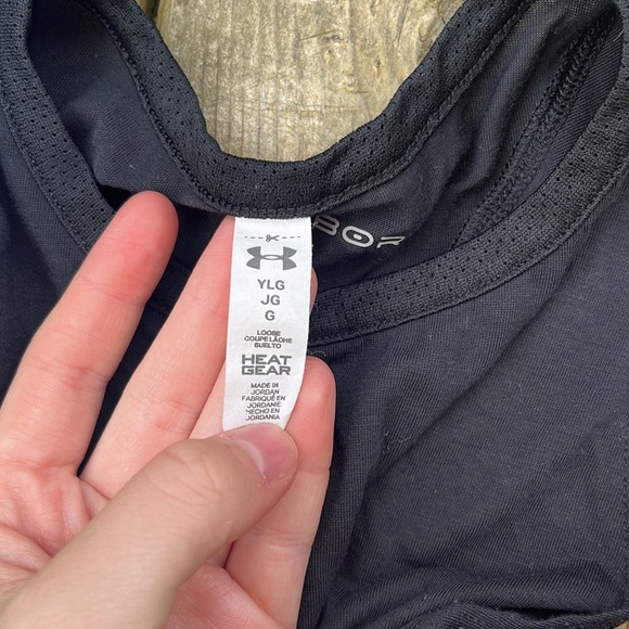 3 Under Armour athletic tanks tops, YLG/YXL - Picture 3 of 5